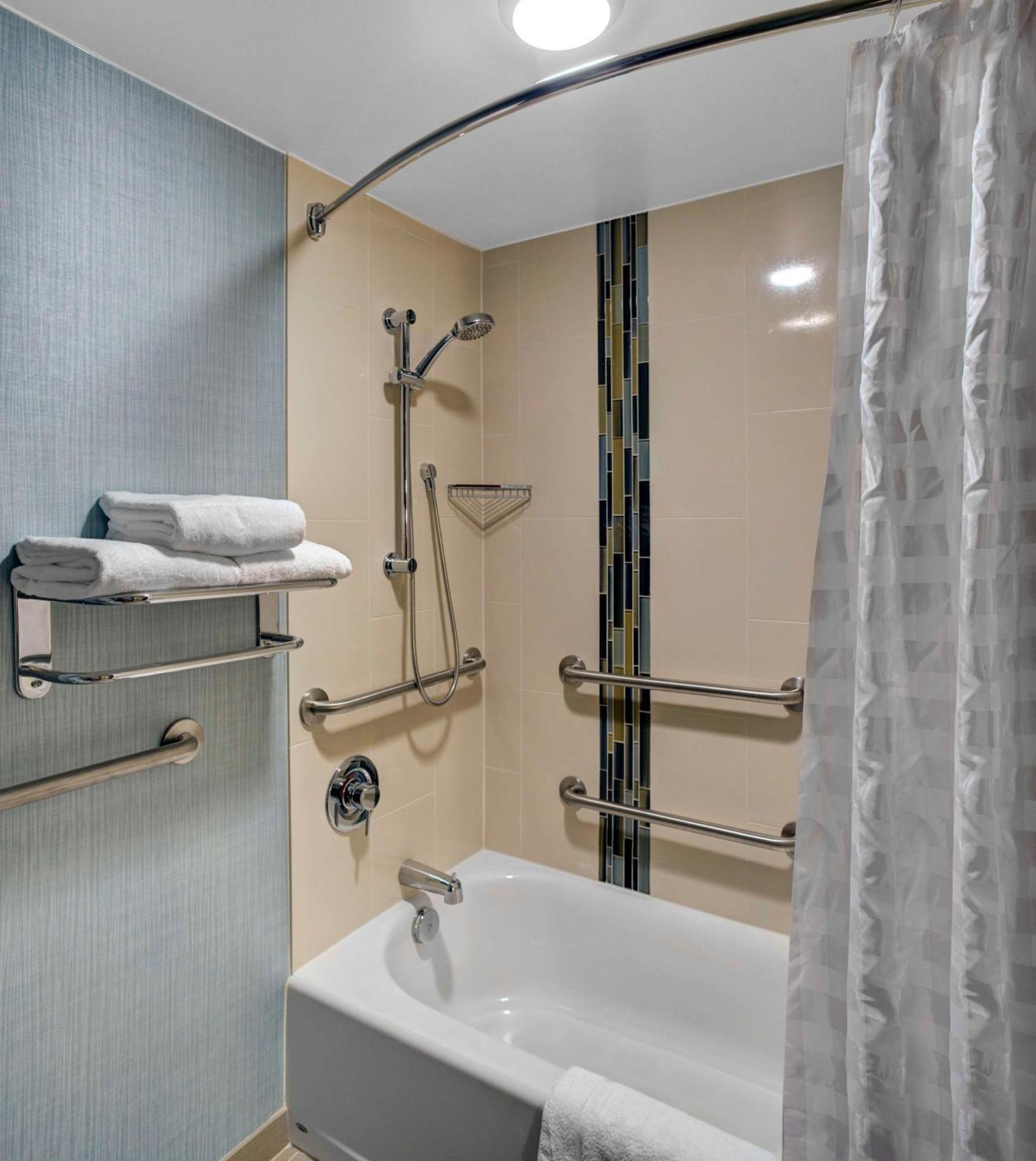 Hyatt Place Sacramento Rancho Cordova Exterior photo